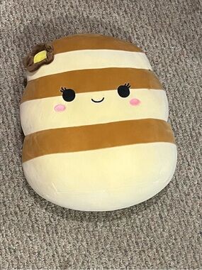 Rayen pancake squishmallow. Tag removed